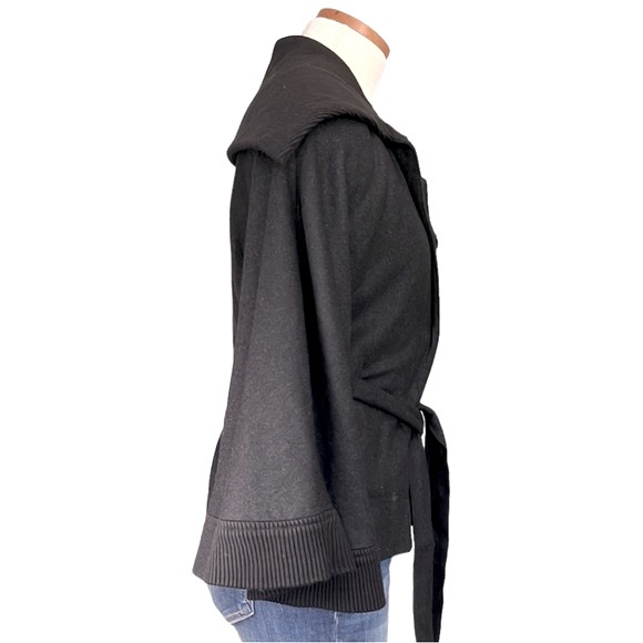Free People 'Olmstead' Wool Belted Cape Coat, Black, Small - Picture 13 of 16